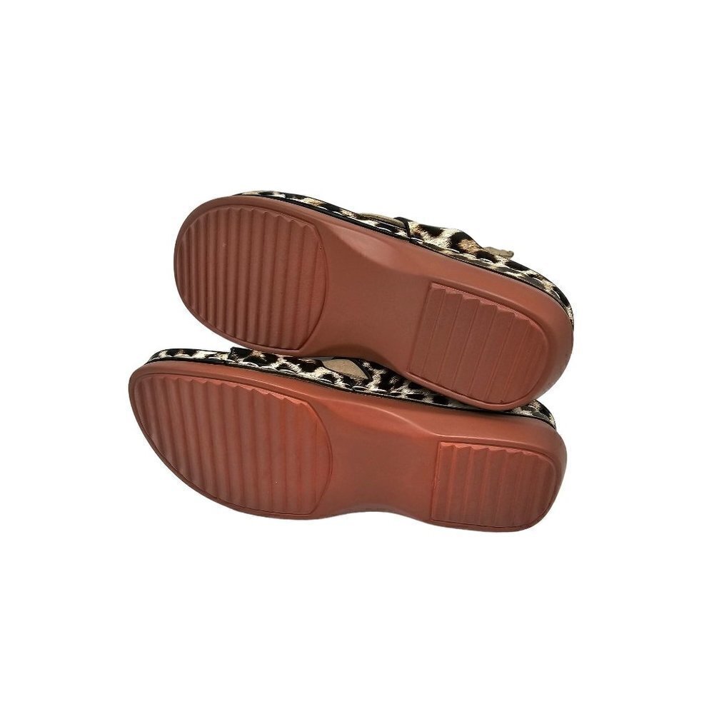Leopard T-Strap Sandals Size 38 - Picture 4 of 10